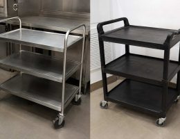 Perbedaan Trolley Stainless dan Plastik