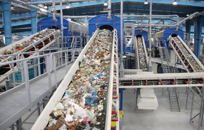 pengelolaan sampah skala industri